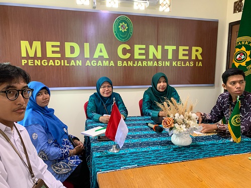 Menuju Digitalisasi Akta Cerai, PA Banjarmasin Ikuti Uji Coba Serentak Aplikasi EAC | (24/6)